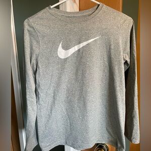 Nike Heather Gray Long Sleeve Tee
